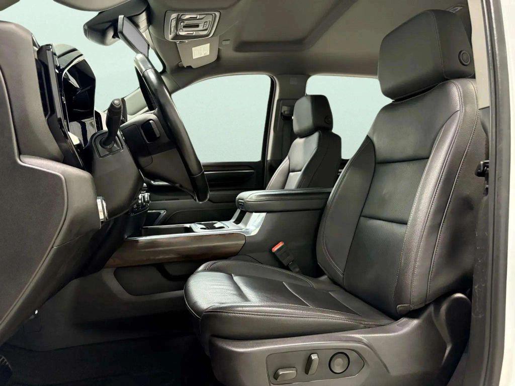 used 2024 GMC Sierra 2500 car, priced at $65,900