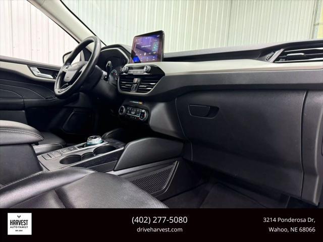 used 2022 Ford Escape car, priced at $21,900