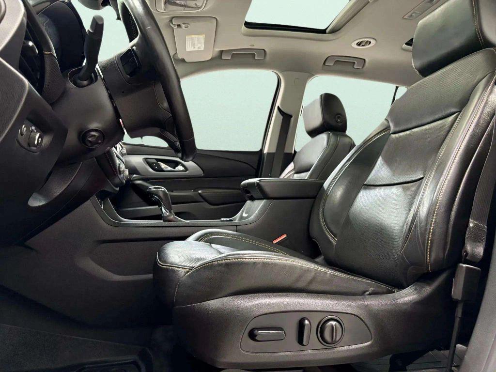 used 2018 Chevrolet Traverse car, priced at $15,900