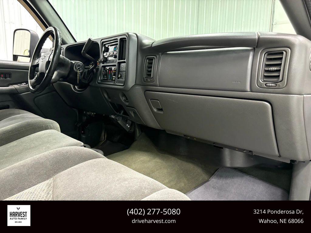 used 2006 Chevrolet Silverado 2500 car, priced at $8,900