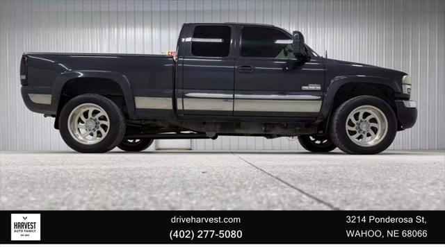 used 2004 GMC Sierra 2500 car, priced at $16,900