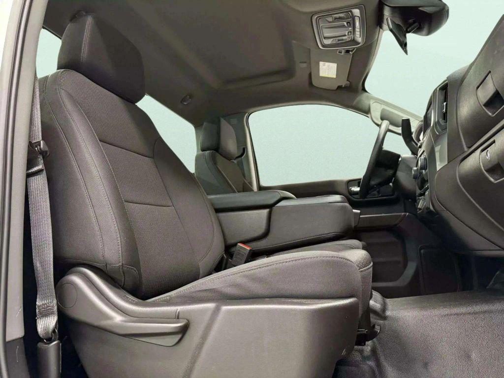 used 2024 Chevrolet Silverado 1500 car, priced at $29,900