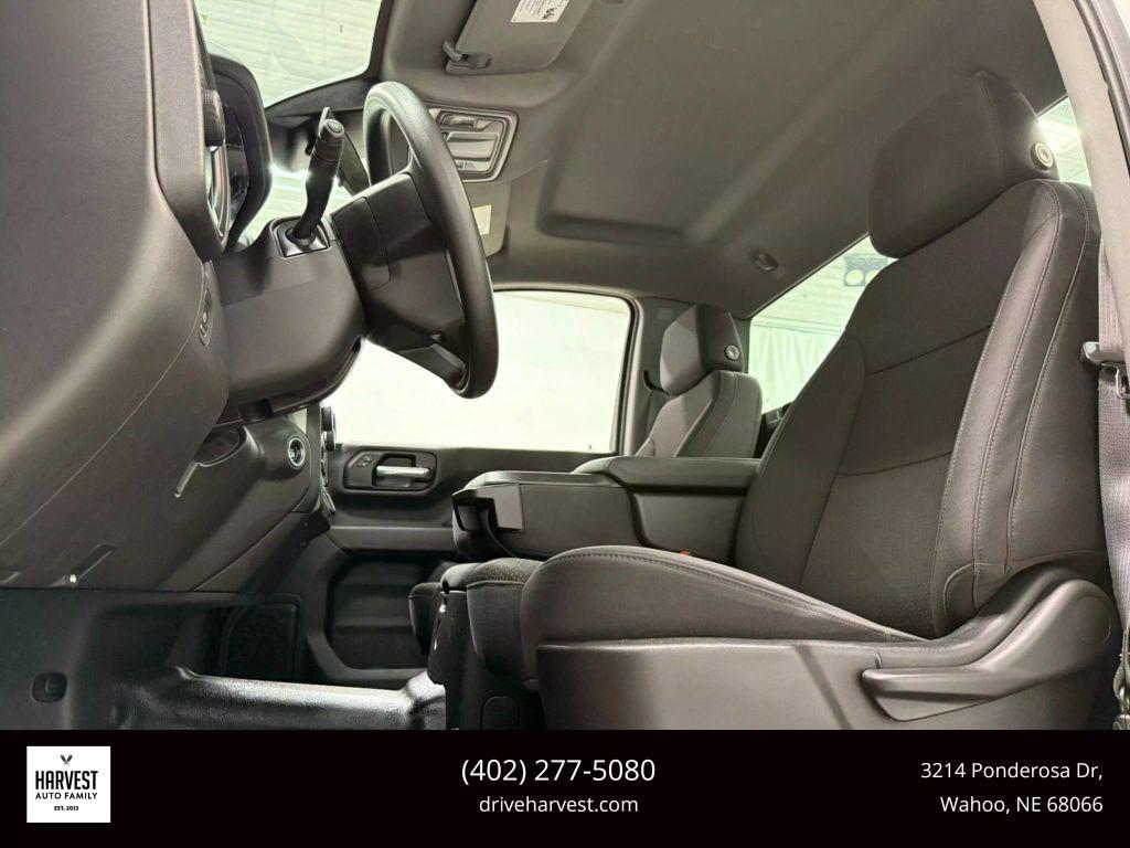 used 2024 Chevrolet Silverado 1500 car, priced at $31,900