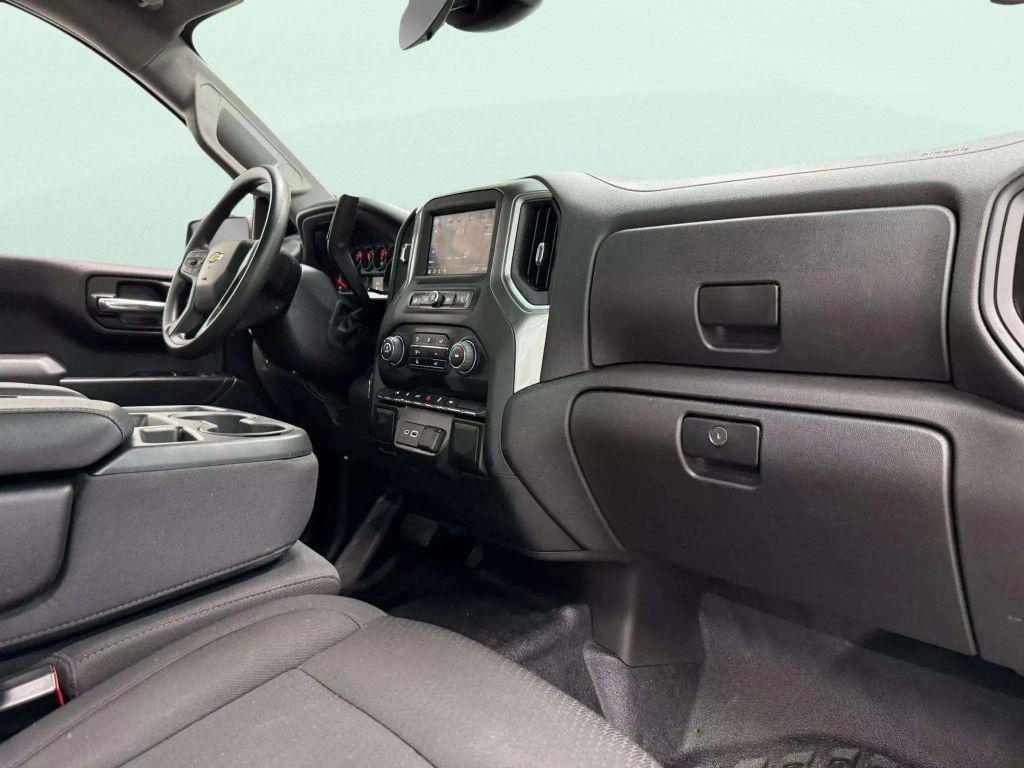 used 2024 Chevrolet Silverado 1500 car, priced at $29,900