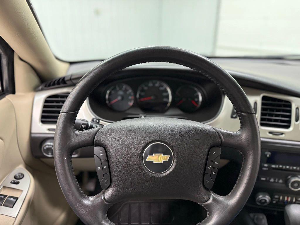 used 2007 Chevrolet Monte Carlo car, priced at $9,900