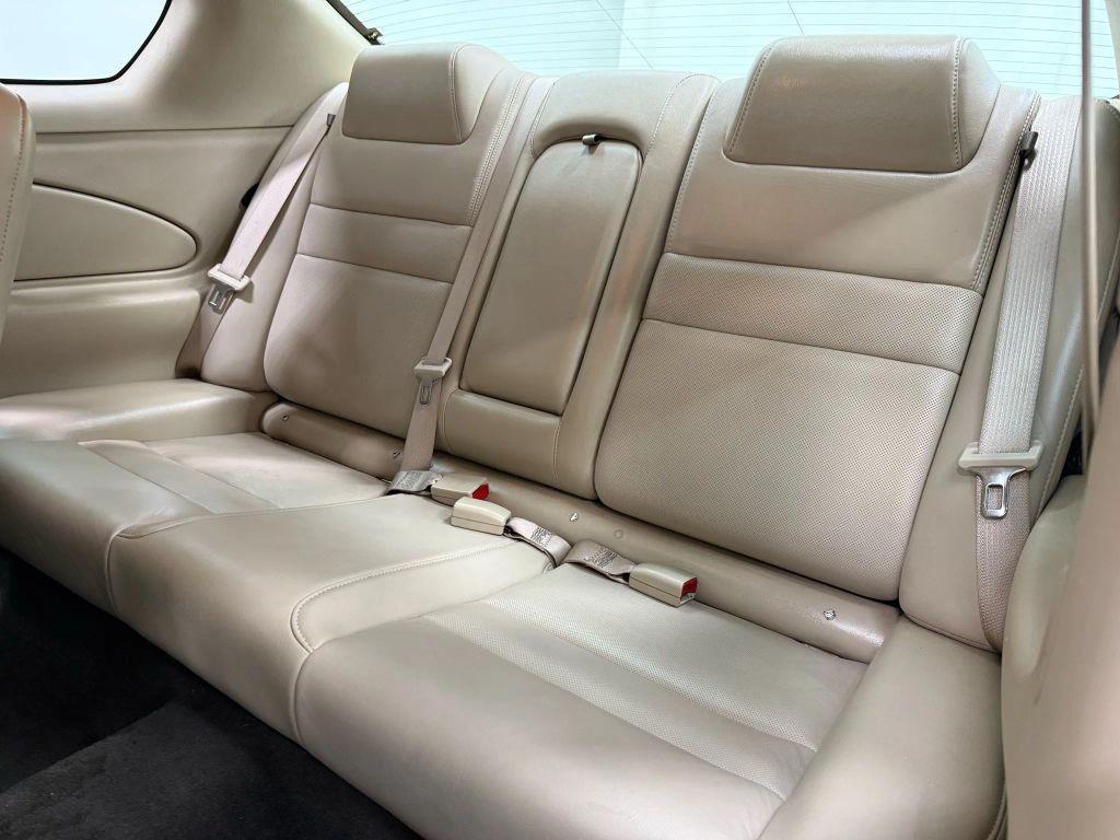 used 2007 Chevrolet Monte Carlo car, priced at $9,900