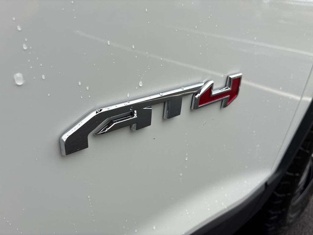 used 2023 GMC Acadia car, priced at $36,988