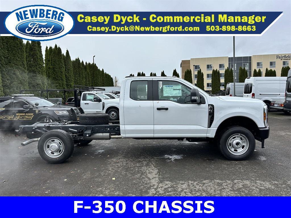 new 2024 Ford F-350 car, priced at $51,371