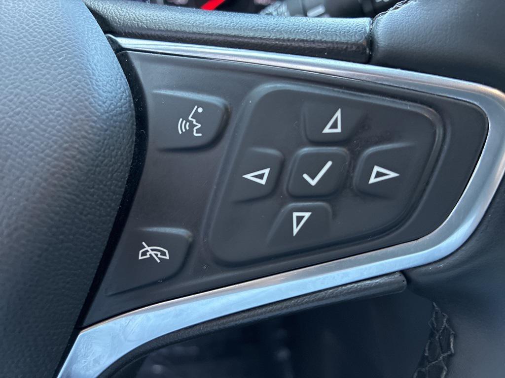 used 2023 Chevrolet Equinox car, priced at $20,988