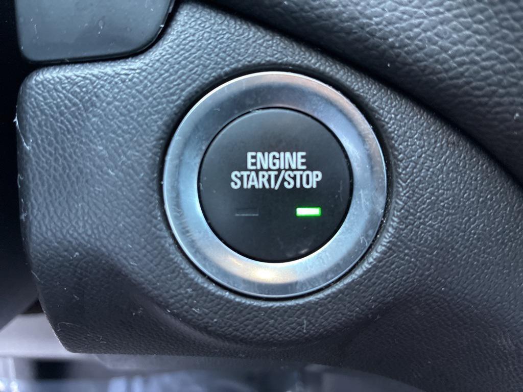 used 2023 Chevrolet Equinox car, priced at $20,988