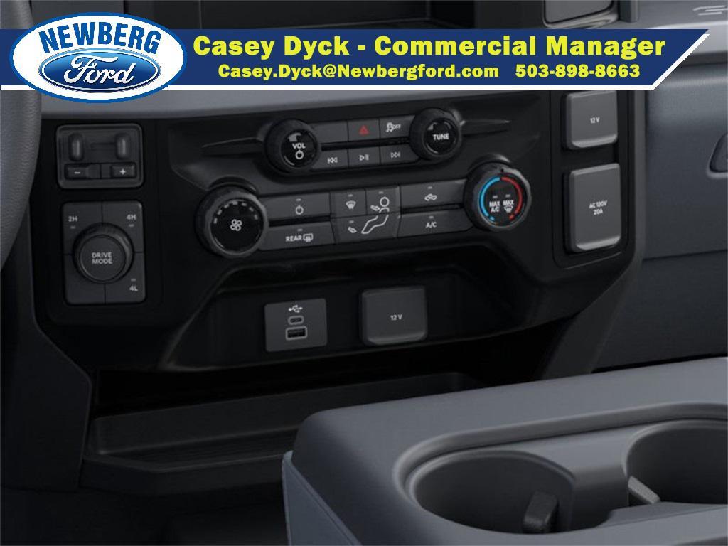 new 2025 Ford F-250 car, priced at $62,008