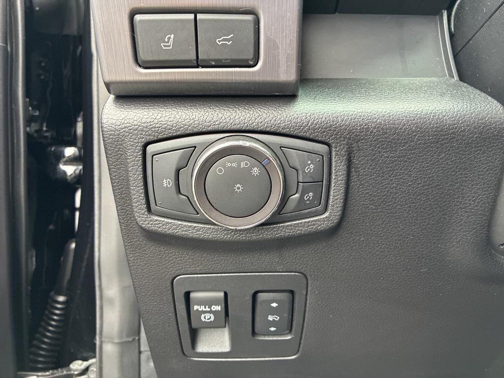 used 2018 Ford Expedition car, priced at $39,998