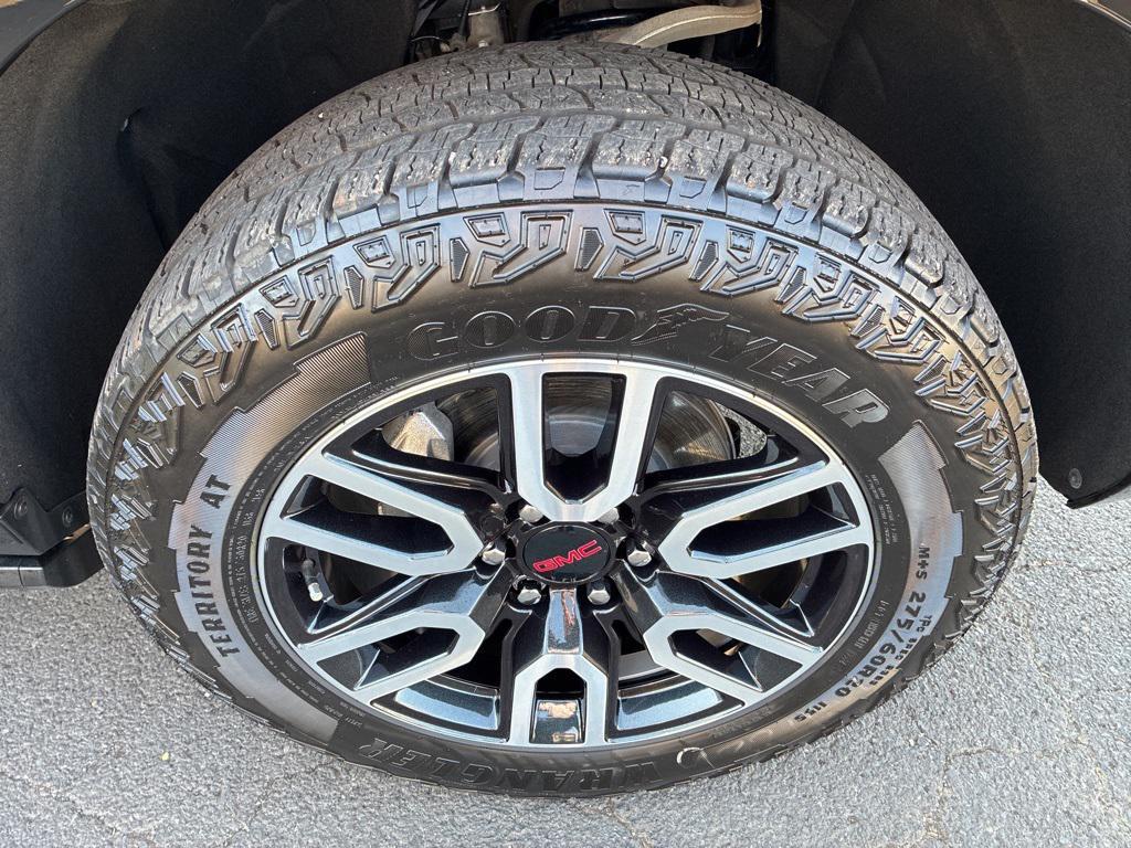 used 2024 GMC Yukon XL car, priced at $80,998