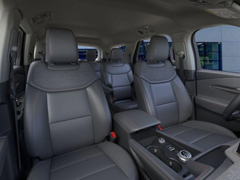 new 2025 Ford Explorer car, priced at $47,272