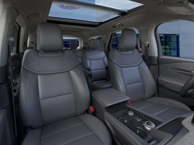 new 2025 Ford Explorer car, priced at $48,004