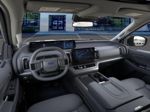new 2025 Ford Expedition car, priced at $72,425