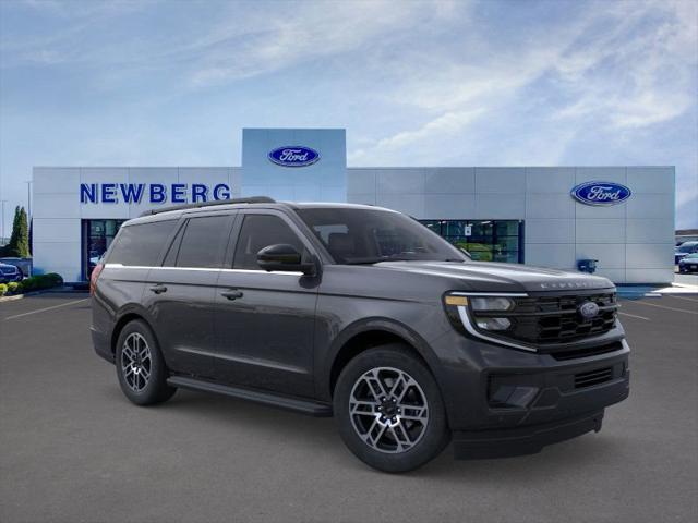 new 2025 Ford Expedition car, priced at $72,425