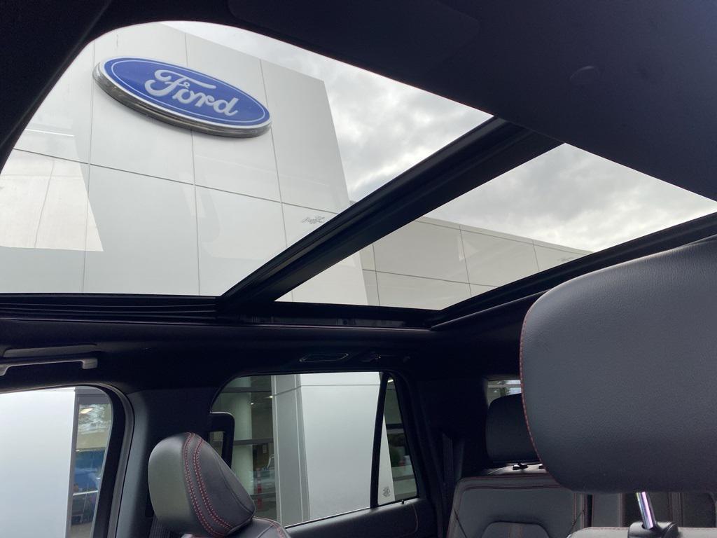 used 2023 Ford Expedition Max car, priced at $59,988