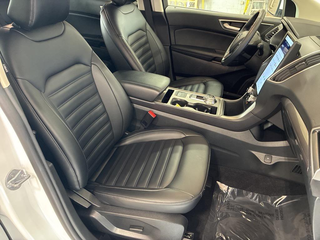 used 2024 Ford Edge car, priced at $23,998