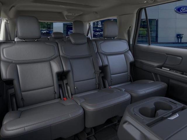 new 2025 Ford Expedition Max car, priced at $75,700