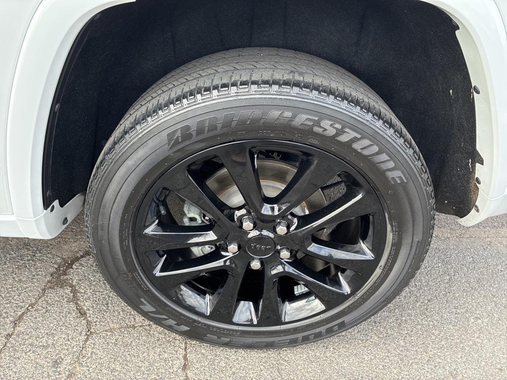 used 2020 Jeep Grand Cherokee car, priced at $25,988