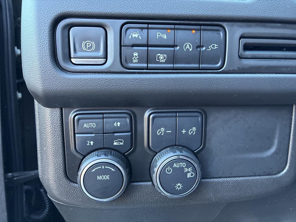 used 2022 Chevrolet Suburban car, priced at $58,495