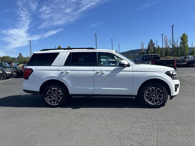 used 2023 Ford Expedition car, priced at $45,987