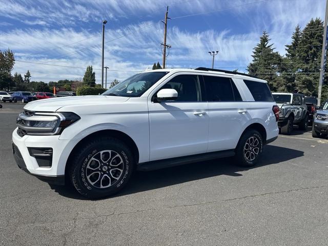 used 2023 Ford Expedition car, priced at $45,987