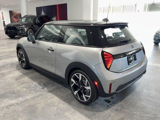 new 2025 MINI Hardtop car, priced at $37,795