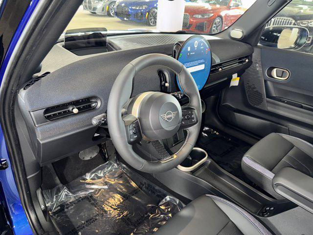 new 2025 MINI Hardtop car, priced at $38,475