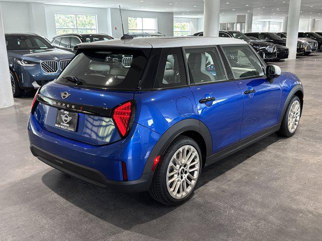 new 2025 MINI Hardtop car, priced at $37,160