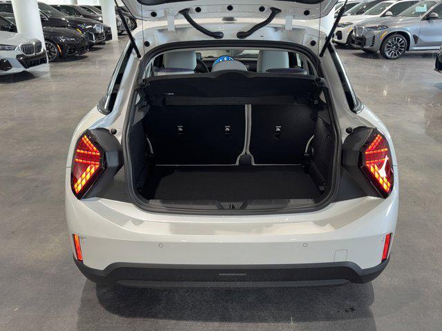 new 2025 MINI Hardtop car, priced at $33,345