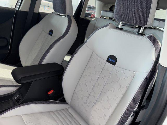 new 2025 MINI Hardtop car, priced at $33,345