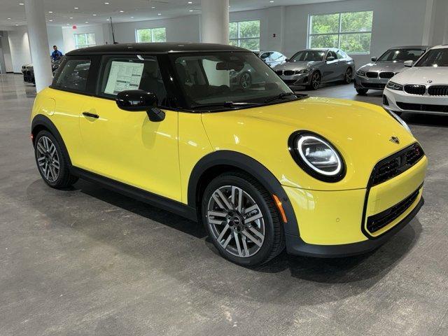 new 2025 MINI Hardtop car, priced at $35,895