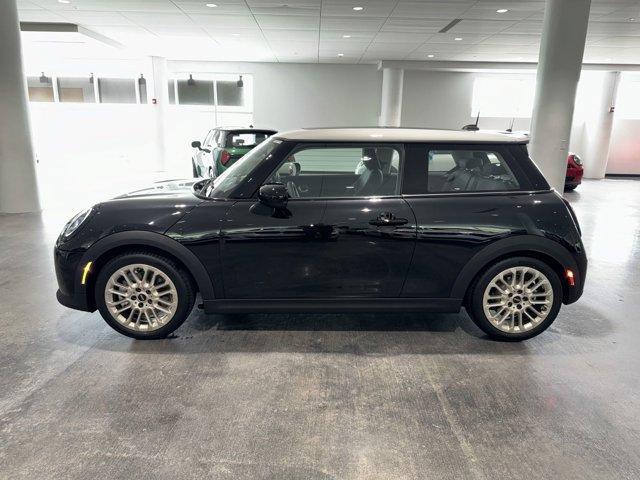 new 2025 MINI Hardtop car, priced at $35,595