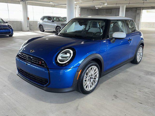 new 2025 MINI Hardtop car, priced at $37,295