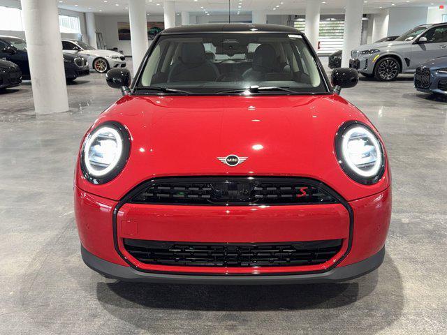 new 2025 MINI Hardtop car, priced at $35,595