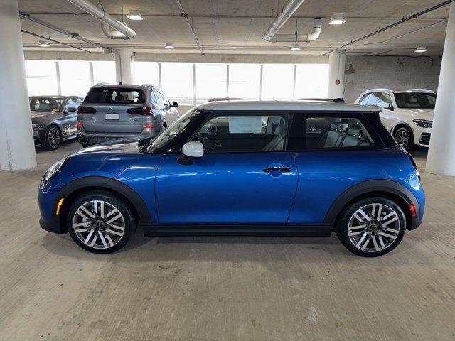 new 2025 MINI Hardtop car, priced at $37,295