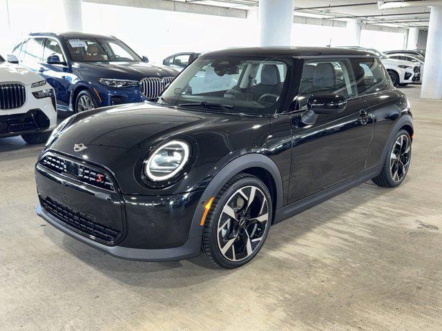 new 2025 MINI Hardtop car, priced at $37,380