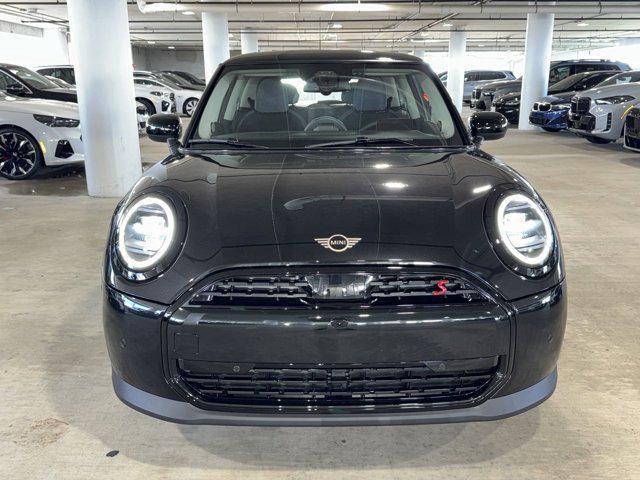 new 2025 MINI Hardtop car, priced at $37,380