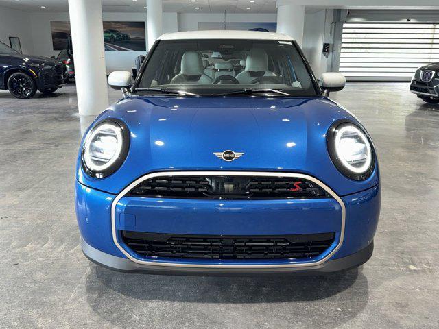 new 2025 MINI Hardtop car, priced at $37,895