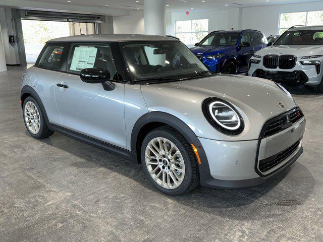 new 2025 MINI Hardtop car, priced at $37,295