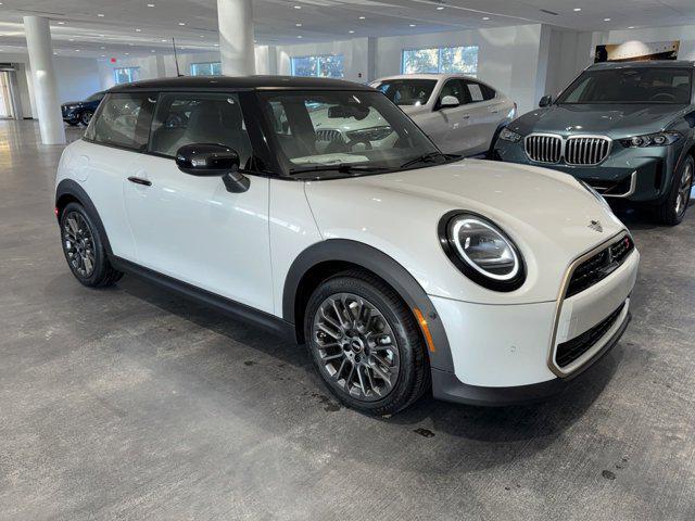 new 2025 MINI Hardtop car, priced at $36,595