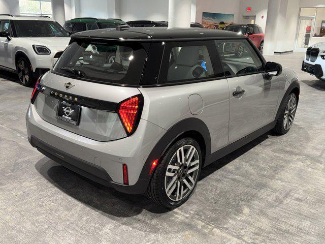 new 2025 MINI Hardtop car, priced at $32,345