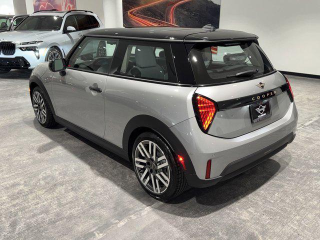 new 2025 MINI Hardtop car, priced at $32,345