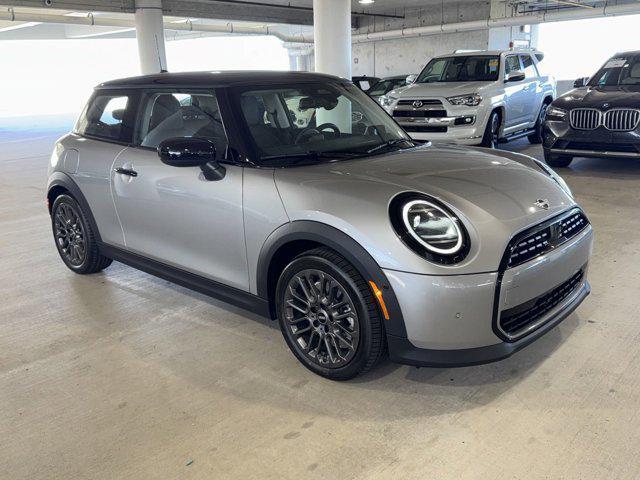 new 2025 MINI Hardtop car, priced at $32,345