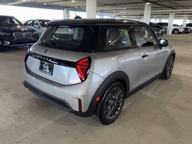 new 2025 MINI Hardtop car, priced at $32,345