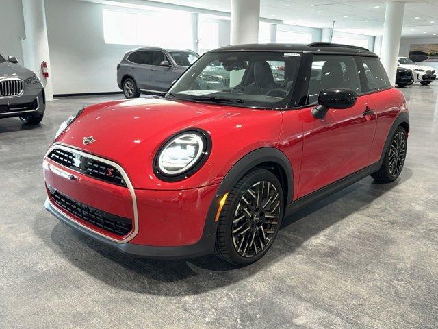 new 2025 MINI Hardtop car, priced at $39,045