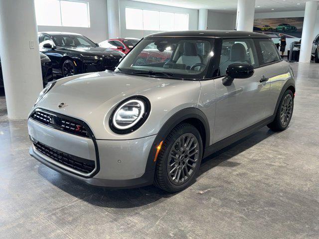 new 2025 MINI Hardtop car, priced at $35,670