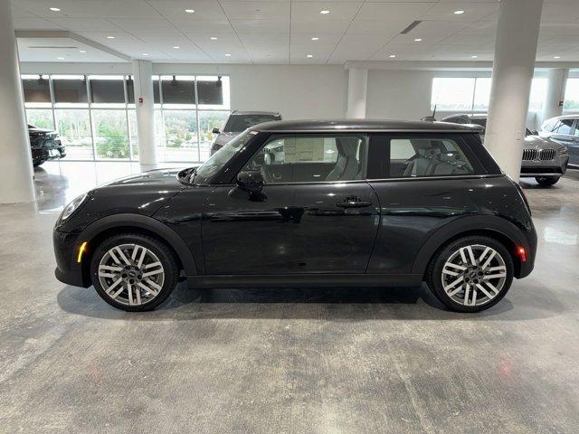 new 2025 MINI Hardtop car, priced at $35,595